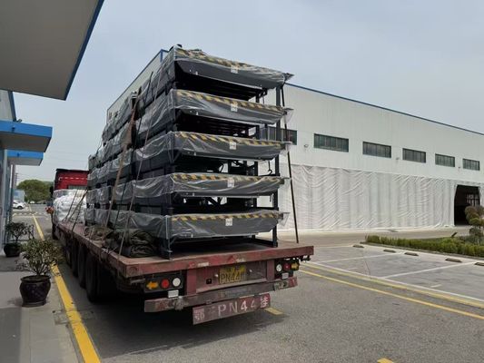 Szary elektryczny hydrauliczny wyrównywacz doków z płyty stalowej